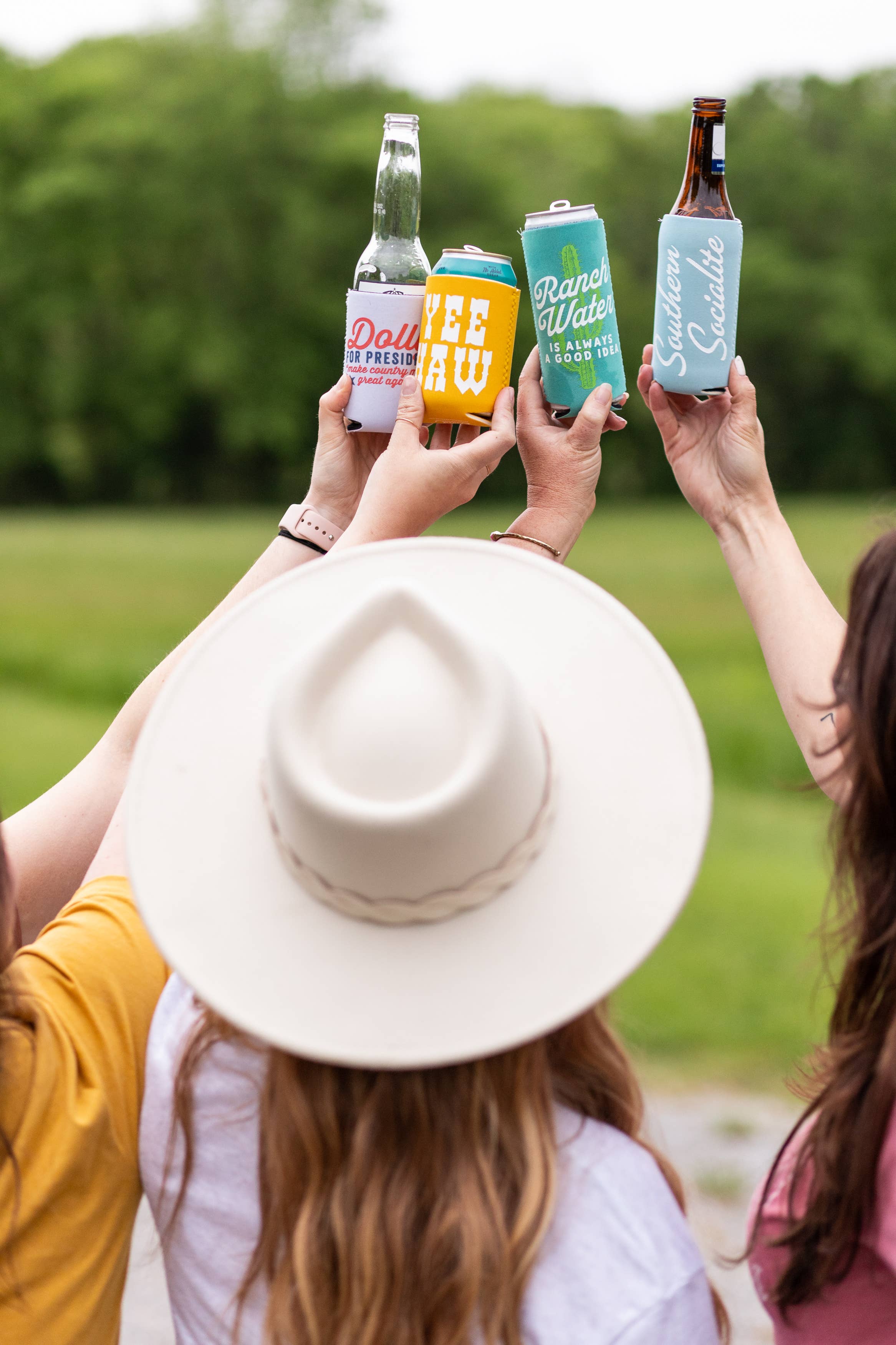 SOUTHERN FRIED DESIGN BARN - Wholesale Drink Huggers & Koozies - Dolly for President - Coozie3