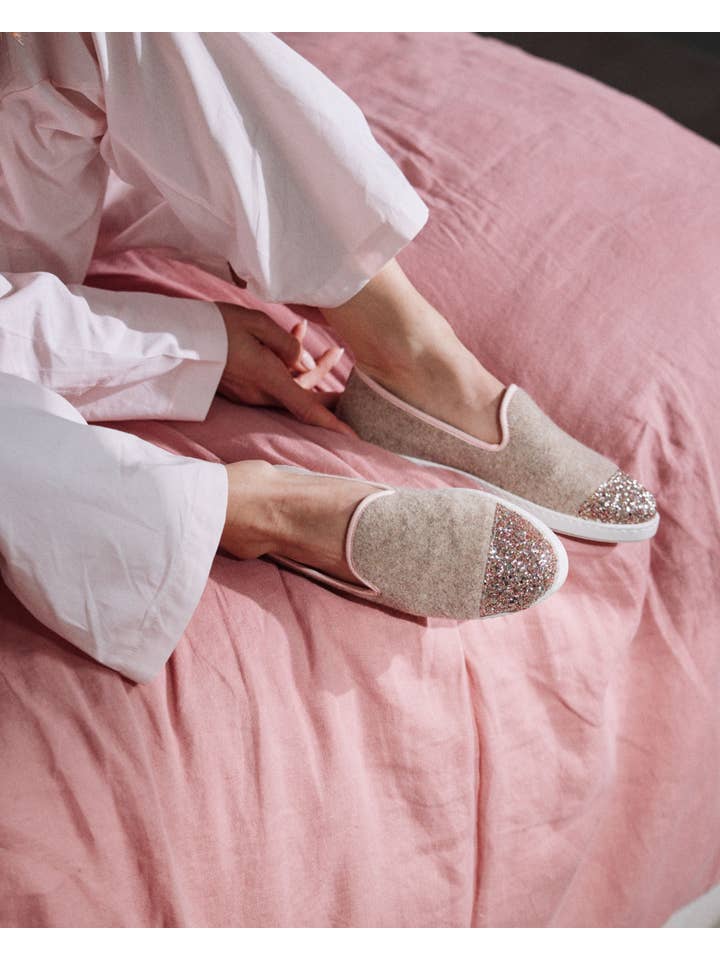 Angarde - Wholesale Slippers - Women's - Women's wool slipper, sand glitter2