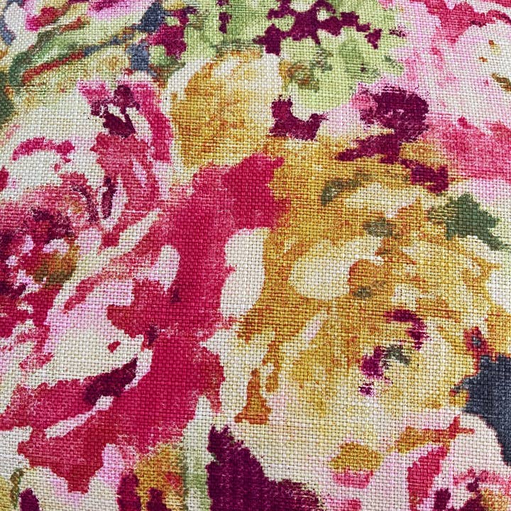 Dahlia & Grace pillows - Wholesale Throw/decorative pillow - Glenda Floral Throw Pillow with Feather Insert2