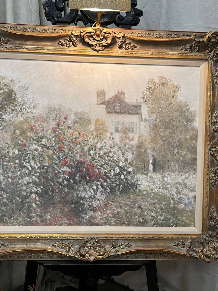 Cottage fleuri pour la vente par Whitewashed Home