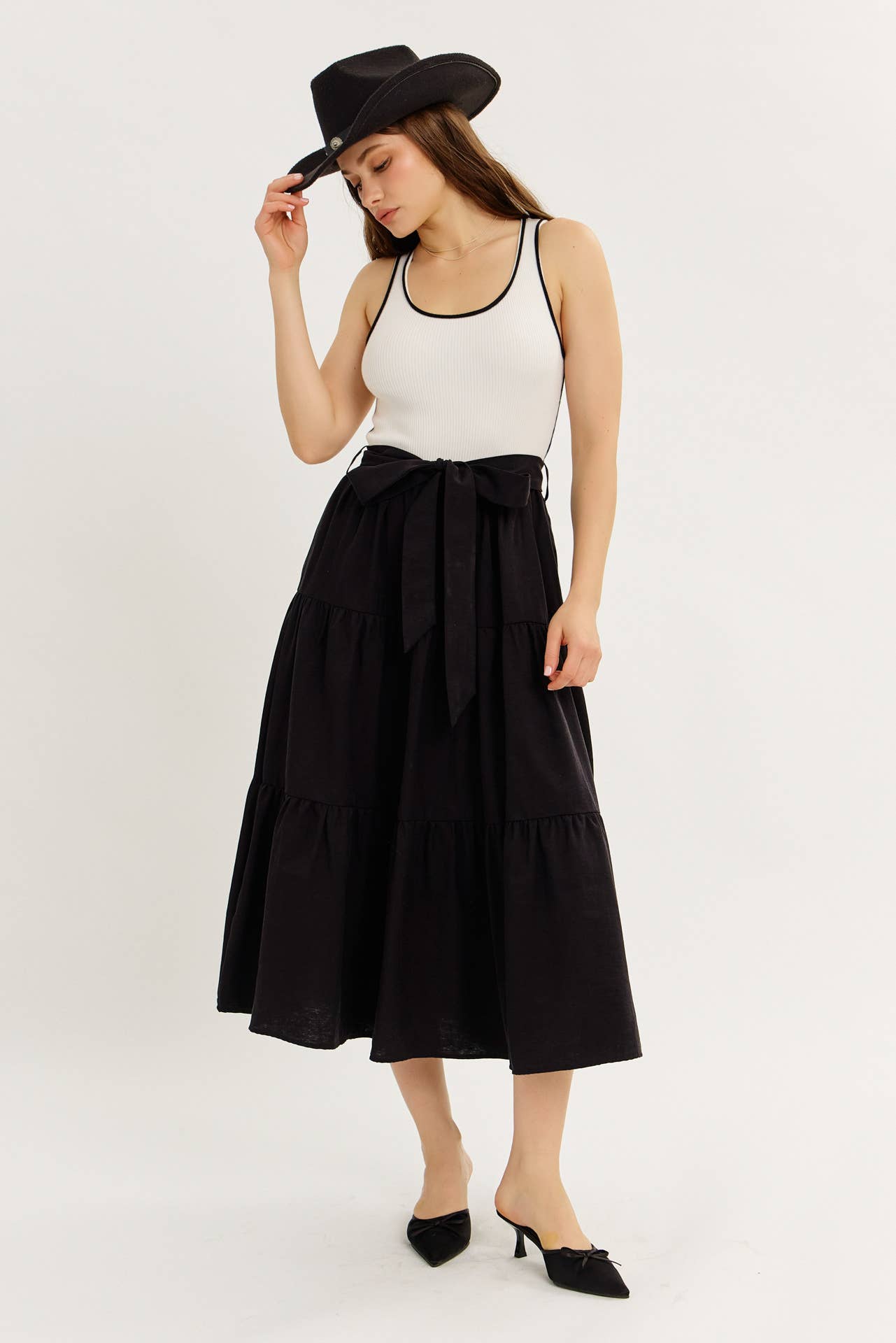 idem ditto - Wholesale Dress - Women's - MIXED MEDIA TIERED RUFFLE SWEATER TANK MIDI DRESS WITH BELT0