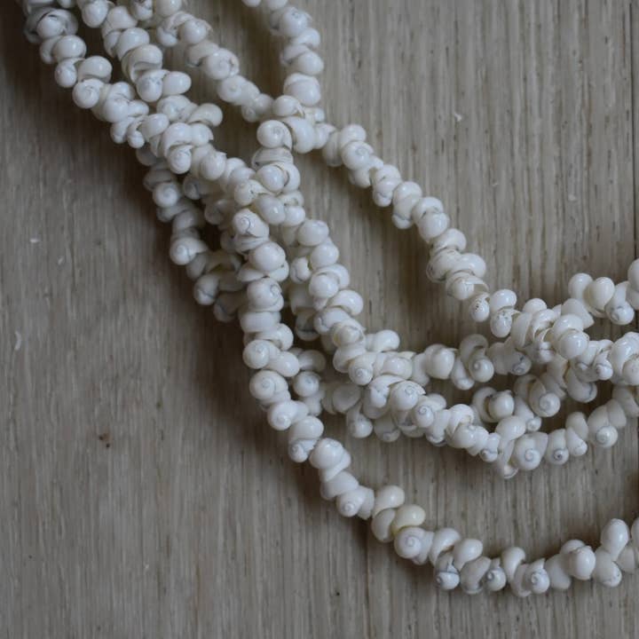 Revel Sun Hawai'i - Wholesale Beaded/Pearl Necklace - Single Hebrew Shell Five Strand Lei2