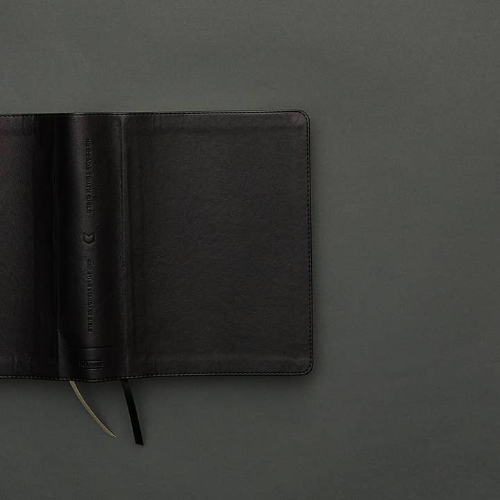 She Reads Truth - Wholesale - He Reads Truth Bible, Black LeatherTouch