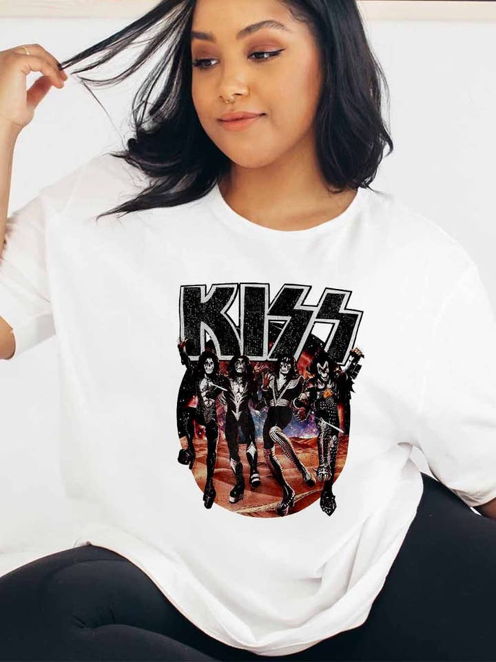 Jaylanie - Wholesale T-Shirt (Graphic) - Women's - Kiss Graphic Tee0