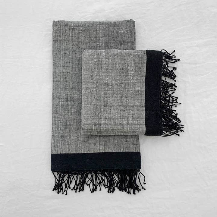 Studio Nordhaven - Wholesale Bath Towel - Savu Towel, Grey/Black - Hand Woven by Sera Helsinki