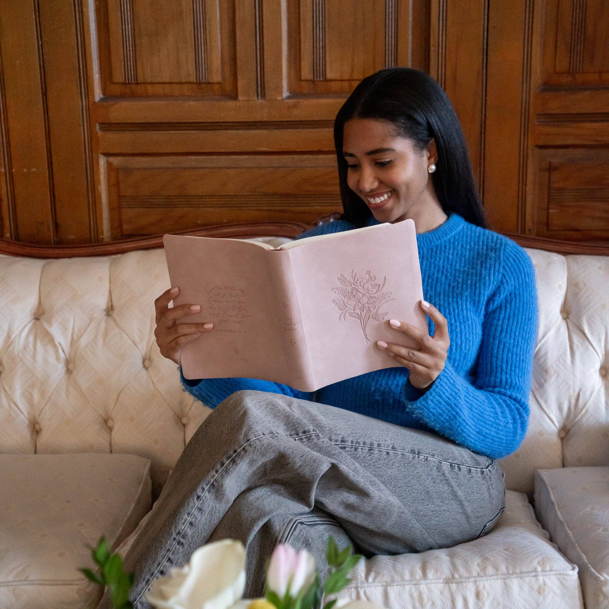 Hosanna Revival – wholesale Religion book – KJV Large Print Notetaking Bible: Shiloh Theme7