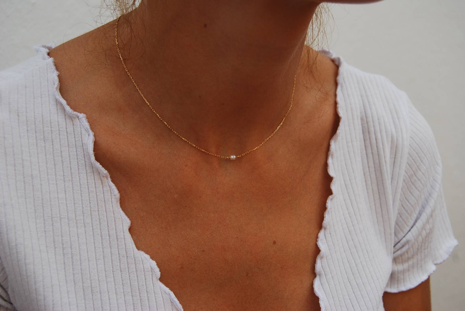 18K gold necklace, pearls necklace, minimalist necklace. for wholesale on Faire4