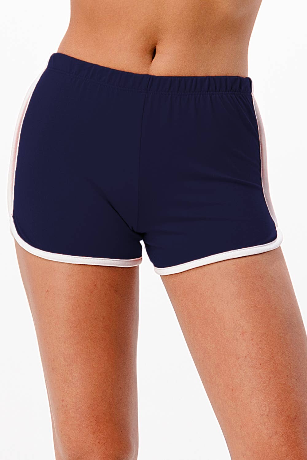 Lime All the Time - Wholesale Korte broeken - Dames - Effen gekleurde shorts met witte biezen in de naad6