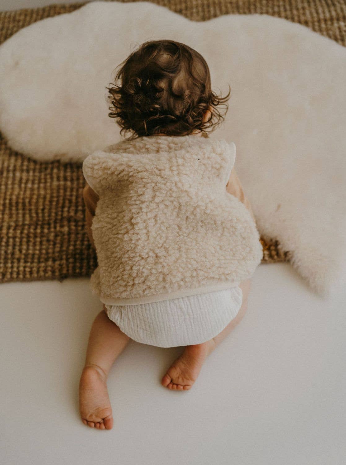 Miijo - Wholesale Play Mat - Kids & Baby - Natural sheepskin4