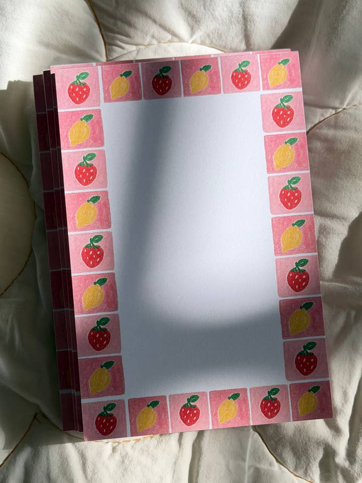 Papelaria Fruta Fofa, Tapete de Secretária Pink Cottage-core por atacado de Grow in Grace