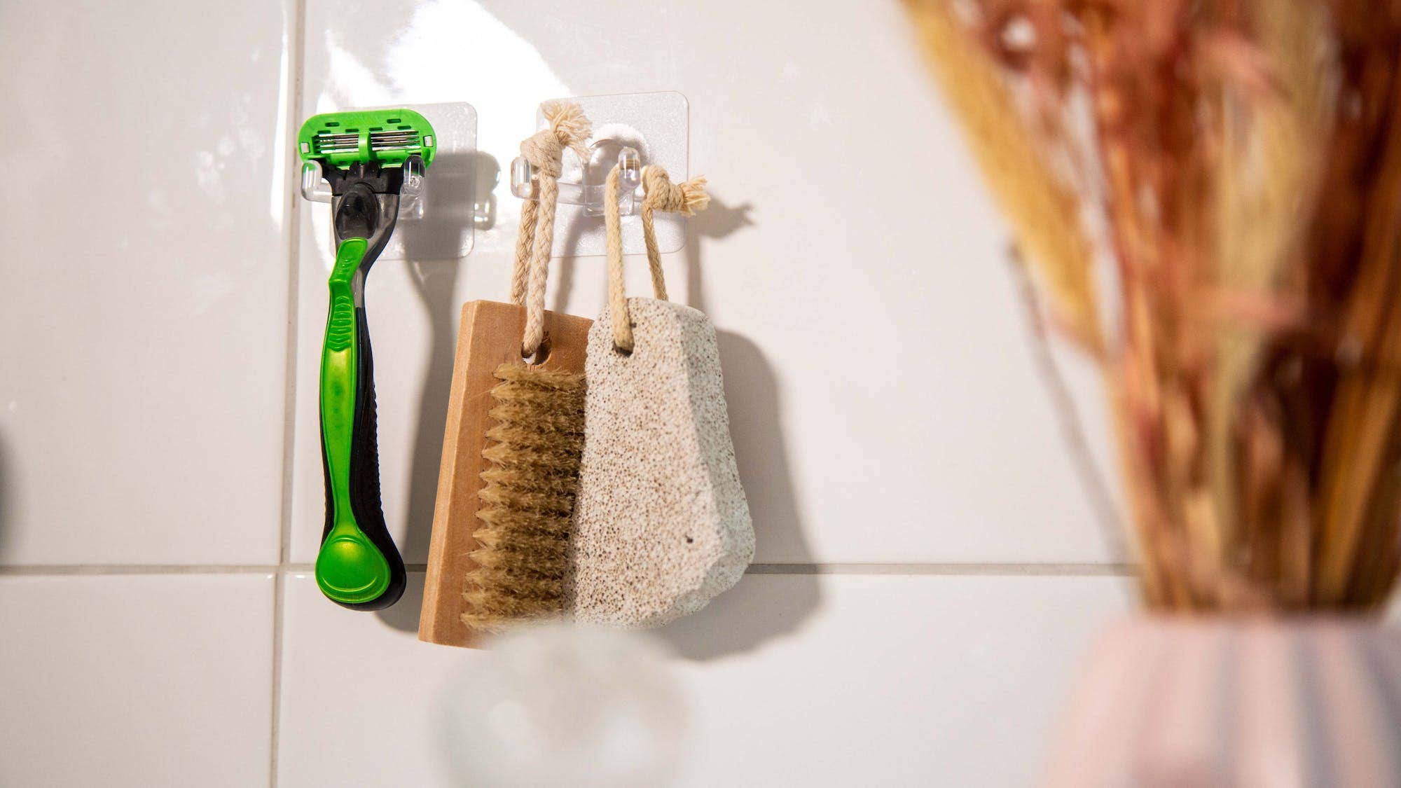 Magische Haken - Wholesale Wall Hook - V-hook set of 2 /kitchen/bathroom/house/gluing/apartment/gadget2