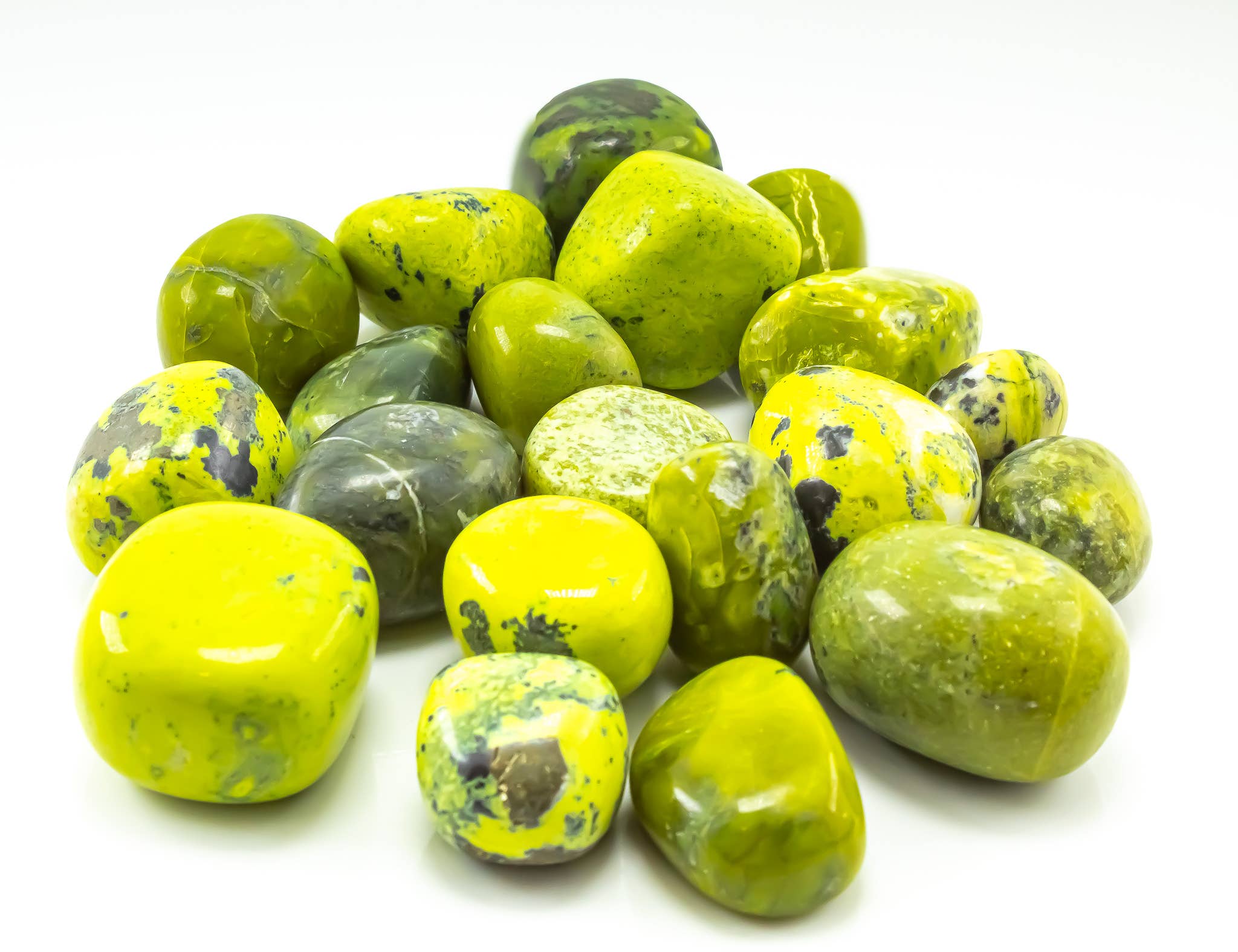 Quasar Gems USA - Wholesale Spiritual Stone/Crystal - Serpentine Tumbled (Peru) 1/2Kg-1Lbs1