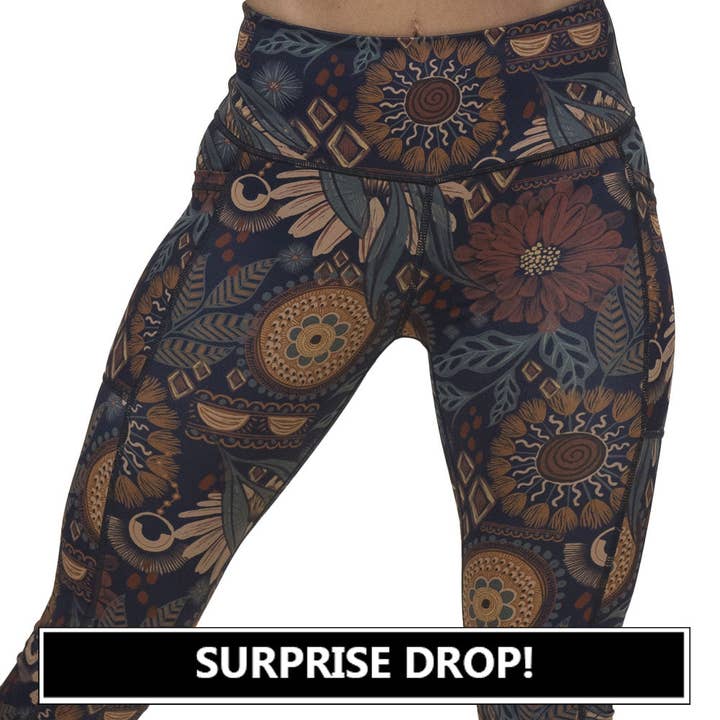 Leggings Wanderlust pour la vente par Constantly Varied Gear