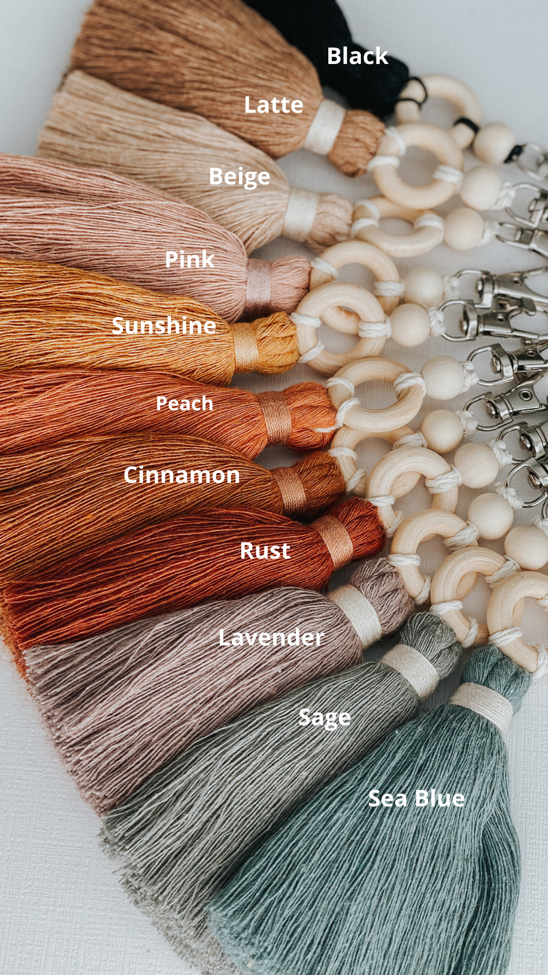 DayCrafter – Großhandel Schlüsselanhänger – Damen – Holz ätherisches Öl Schlüsselanhänger Diffusor1