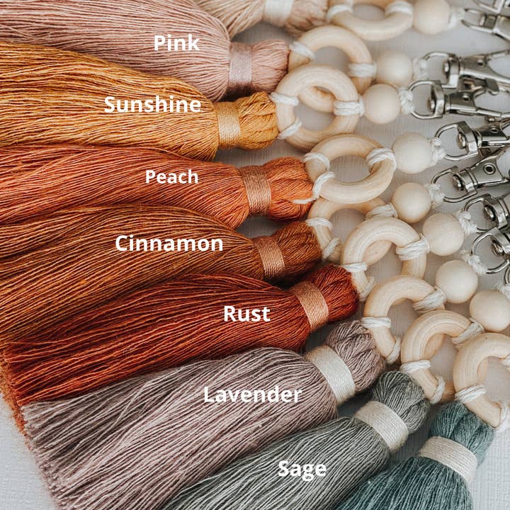 DayCrafter – Großhandel Schlüsselanhänger – Damen – Holz ätherisches Öl Schlüsselanhänger Diffusor1