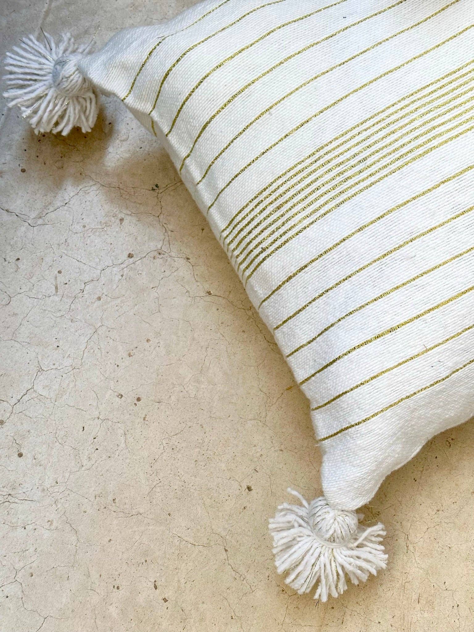 SOUK in the CITY - Vendita all'ingrosso Cuscini decorativi - Cuscini a righe bianche e dorate - bifacciale3