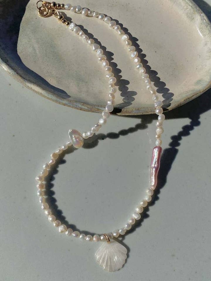 Collar de Nácar Isla Lola para venta al por mayor de Angela Wozniak Jewellery