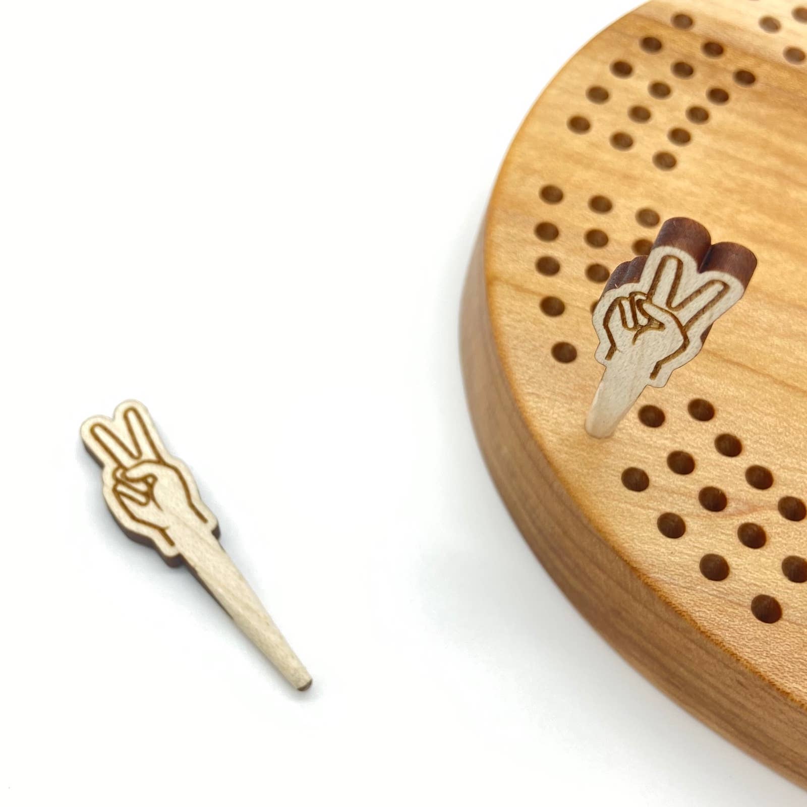 Cast & Carve - Venta al por mayor Juegos de mesa - Pinzas para cribbage, diseño de vida silvestre y cualquier diseño personalizado45