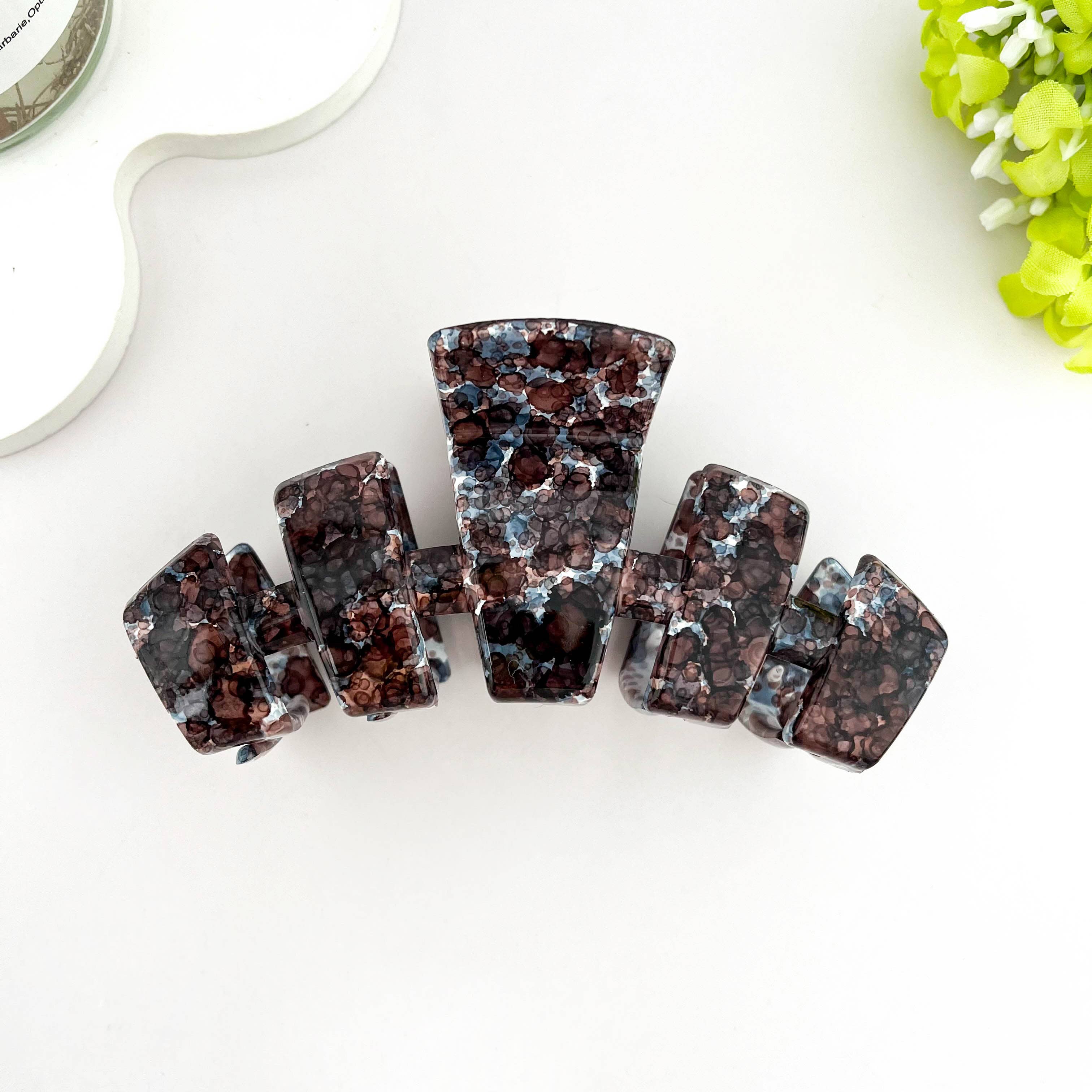 mildstyles - Wholesale Hair Clip - Women's - Vintage Large Hollow Geometric Acetate Hair Claw Clip2