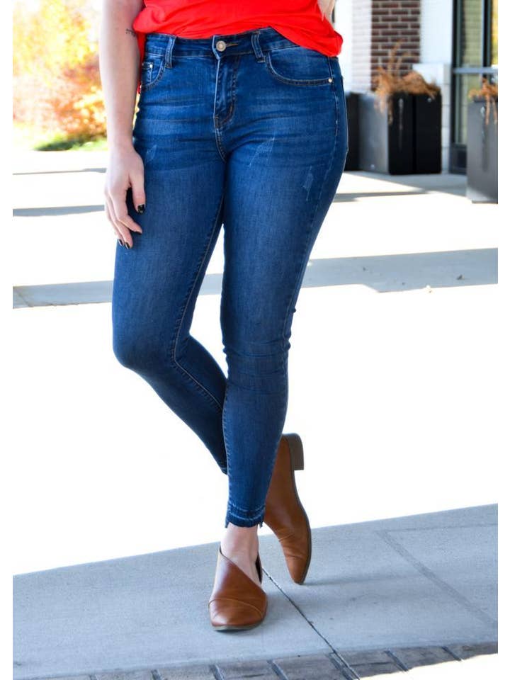 Vivette Apparel - Wholesale Jeans - Women's - Denim Released Hem Skinnies1
