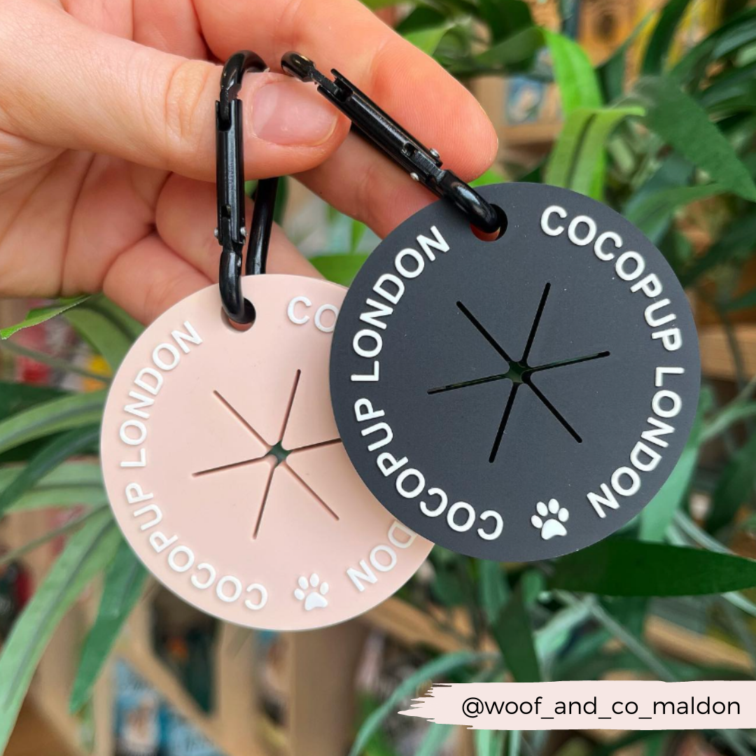 Cocopup London - Wholesale Poepzakdispenser - CocoPOOP Pocket - zwart3