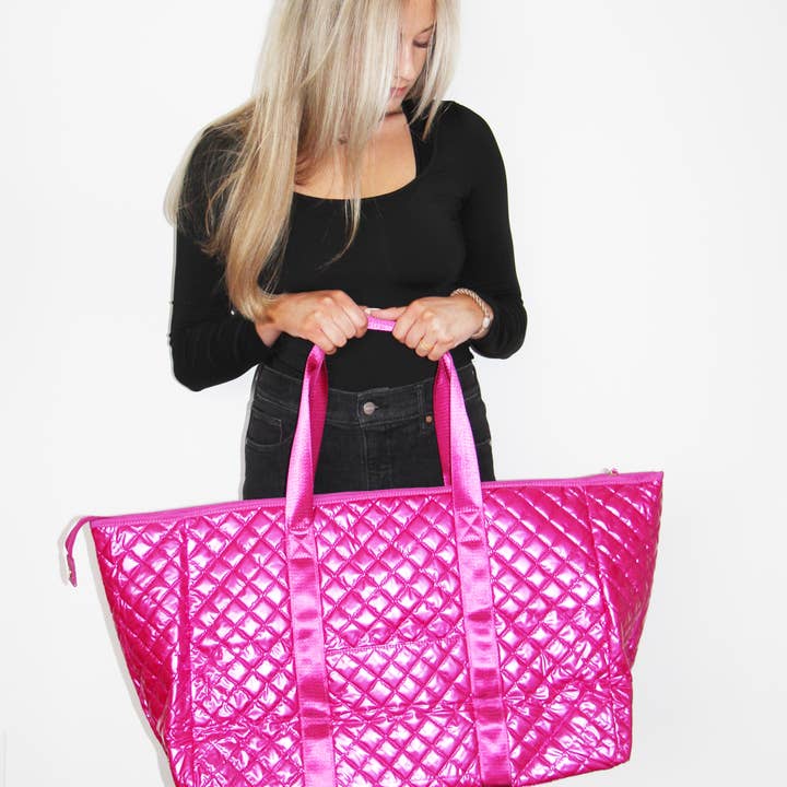 Lemonbella - Wholesale Weekender Bag - Women's - The Debra Diamond Weekender Vibrant Fuschia