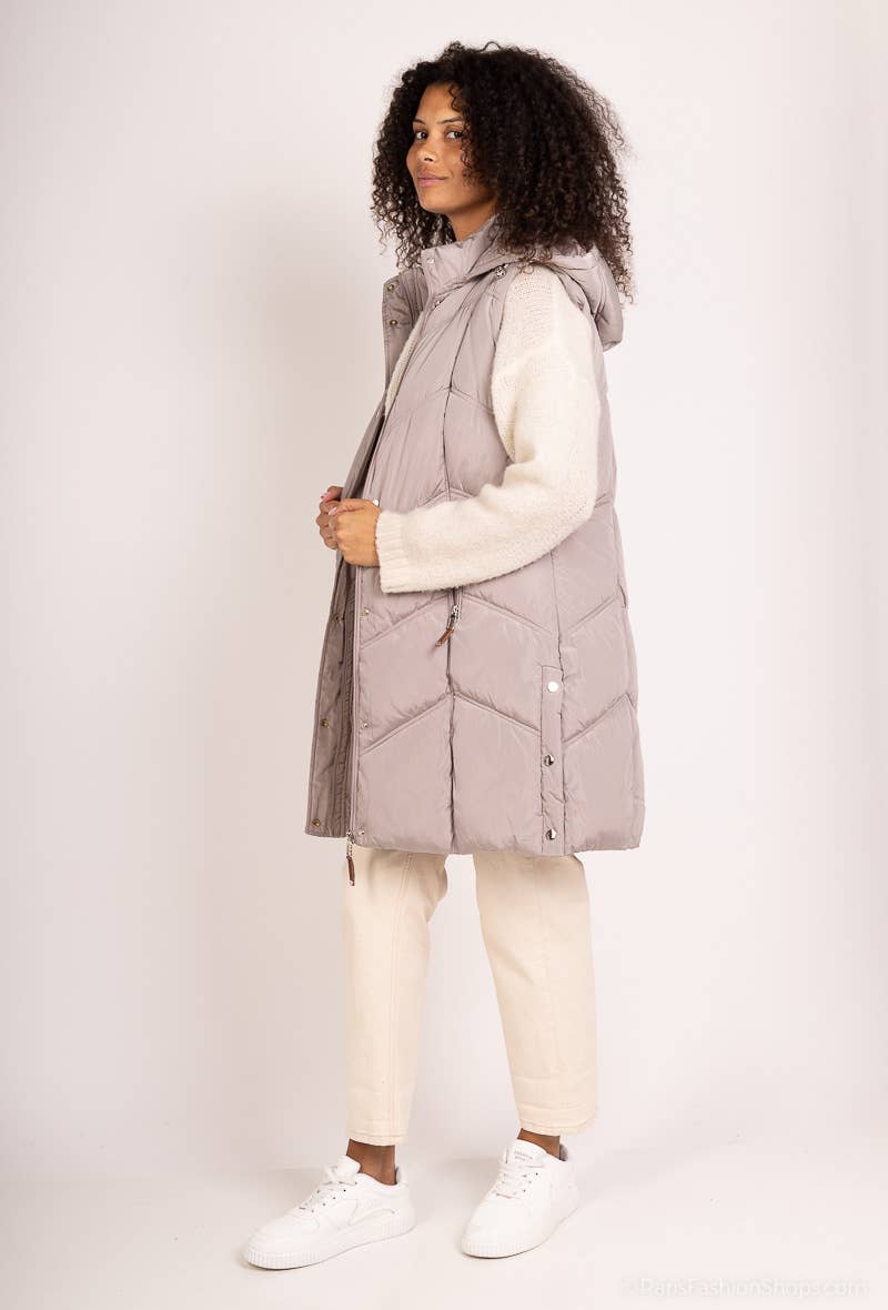 Saturne Paris - BIG SIZE EXCLUSIVE - Wholesale Outerwear Vest - Women's - Quilted Sleeveless Puffer Vest - Plus Size TG5811