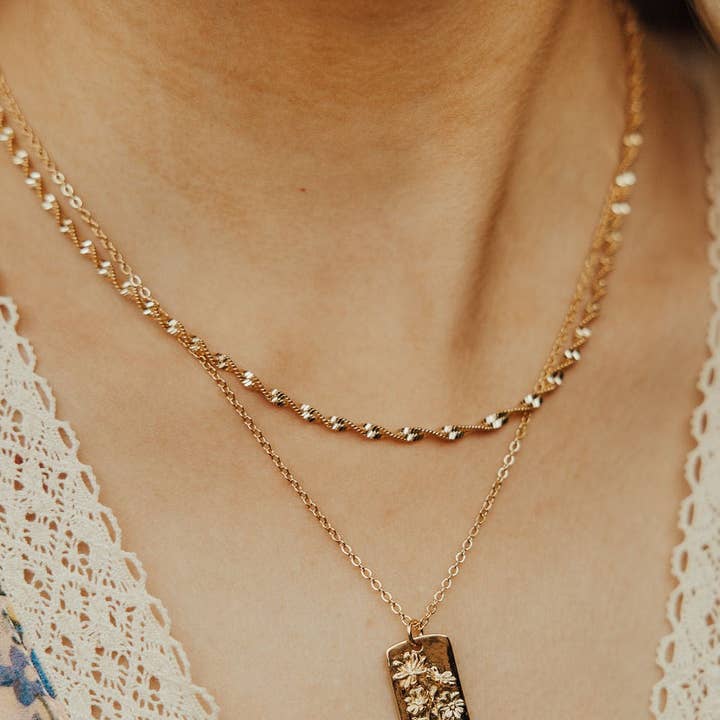 Mauve Jewelry Co. - Vendita all'ingrosso Collane a catena e maglie - Collana Amelia Gold Filled Twist1