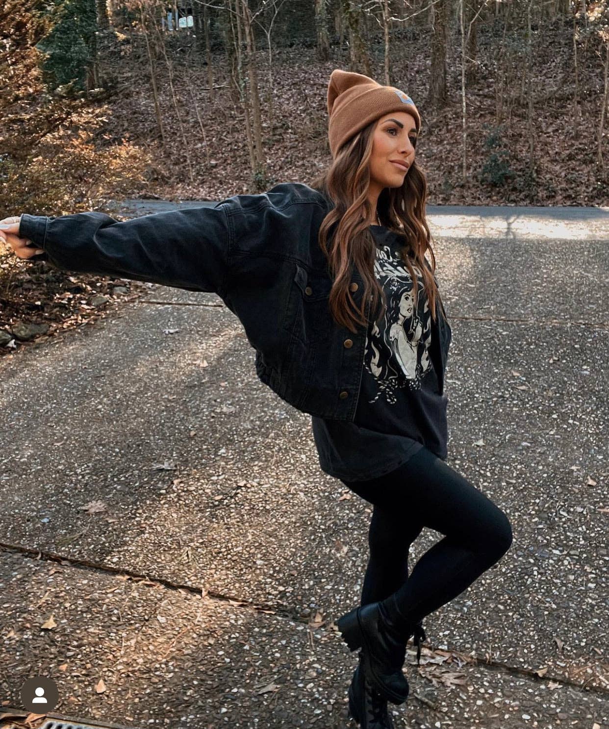 Country Deep Apparel - Wholesale Screen Printed T-Shirt - Women's - Here Comes Trouble Distressed T shirt8