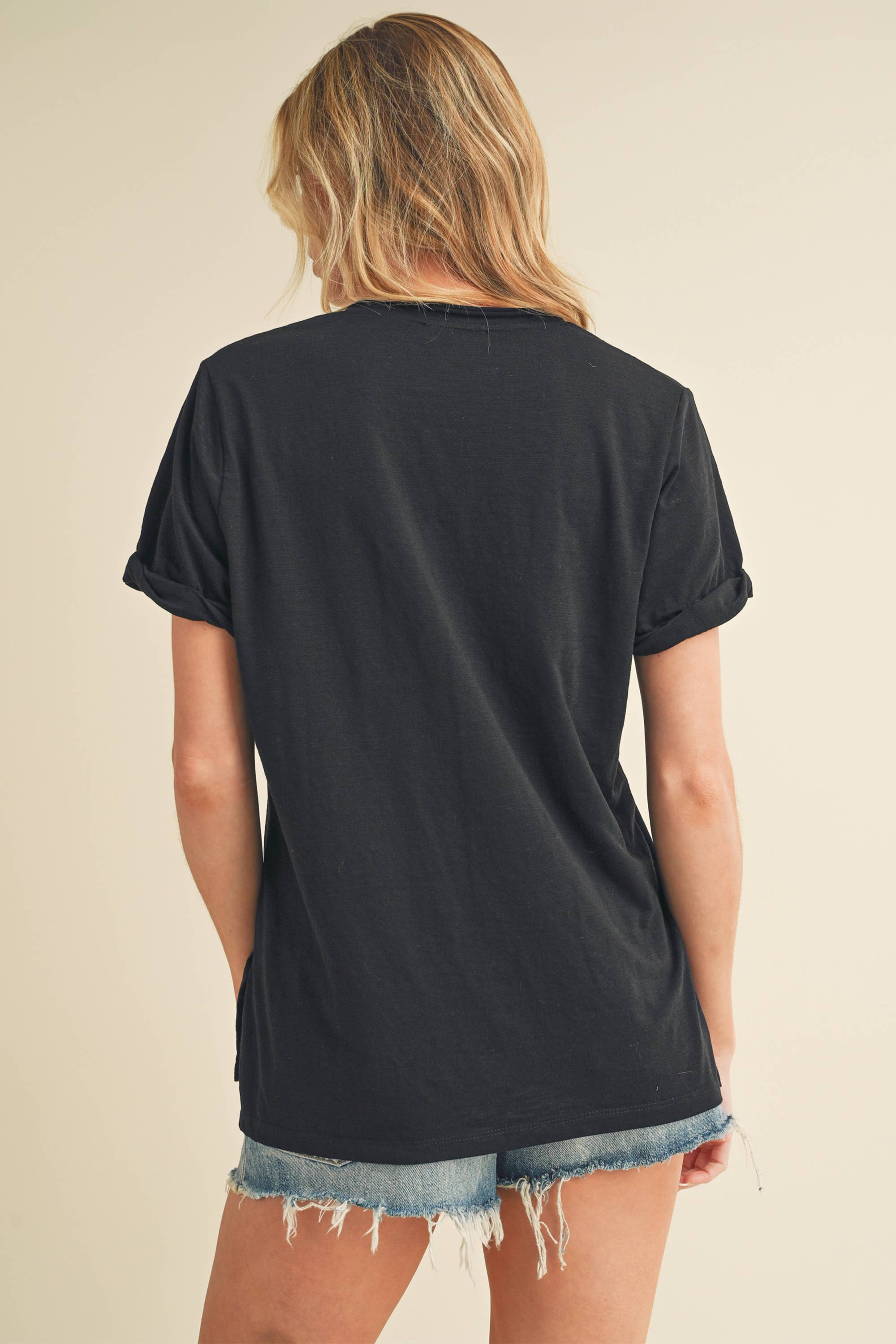 AEMI + CO - Wholesale T-Shirt - Women's - 8286DK Zoie V-Neck Short Sleeve Top4