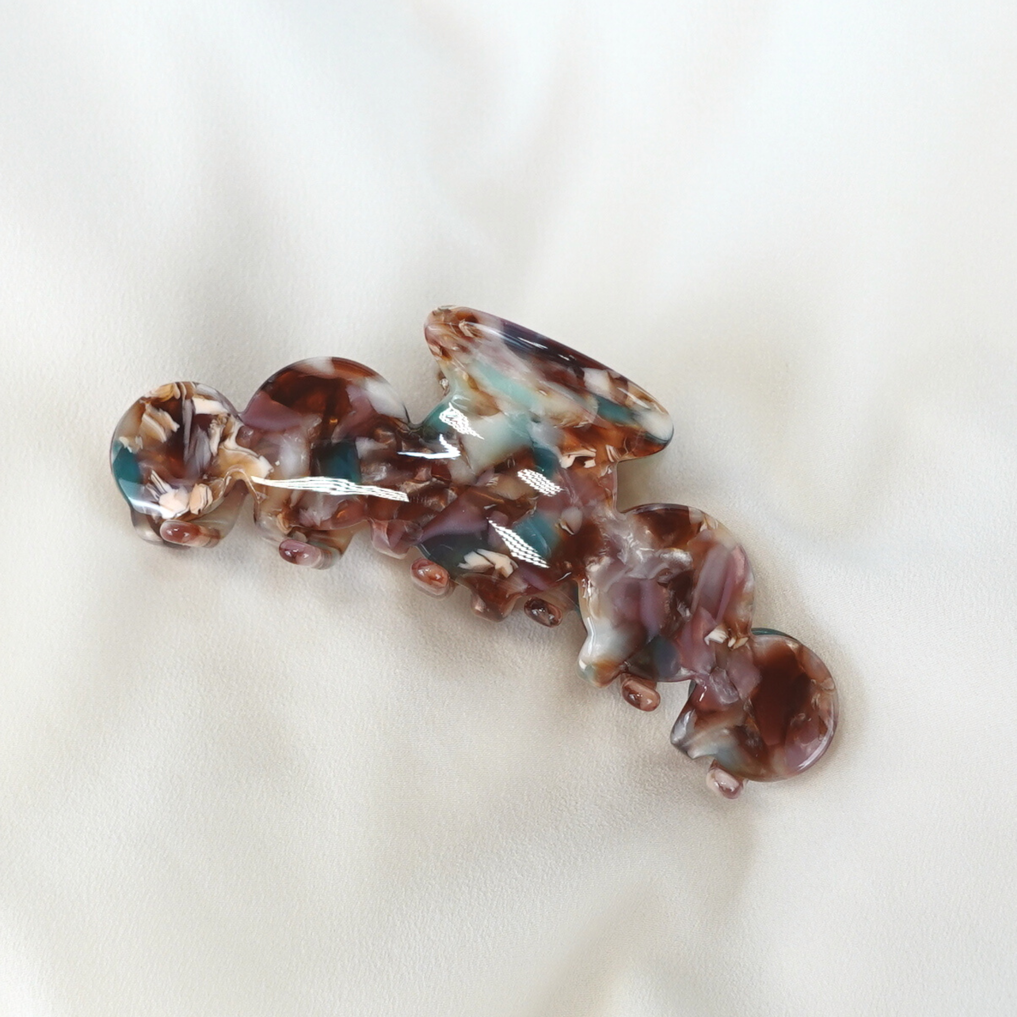 Love Attack - Wholesale Hair Clip - Women's - Nefeli Cellulose Acetate Minimalist Cloud Hair Claw Clips9