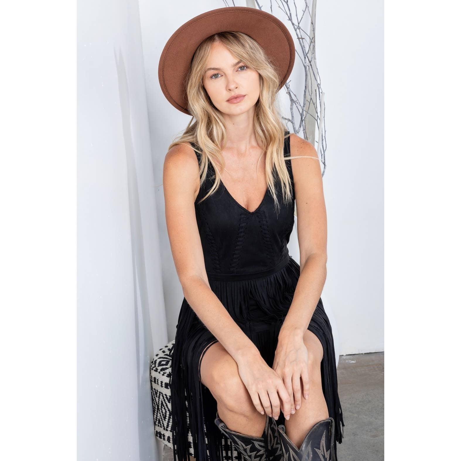 REVEROF – wholesale Klänning - Dam – SÖDRA FRANS MOCKA KLÄNNING9