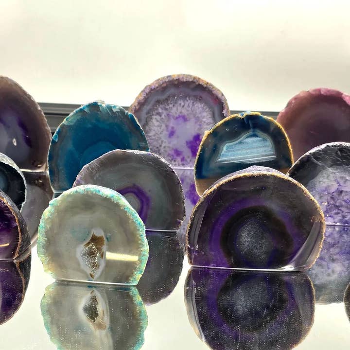 Distinction Crystals - Wholesale Spiritual Stone/Crystal - Dyed Agate Crystal Geodes Batch 1KG