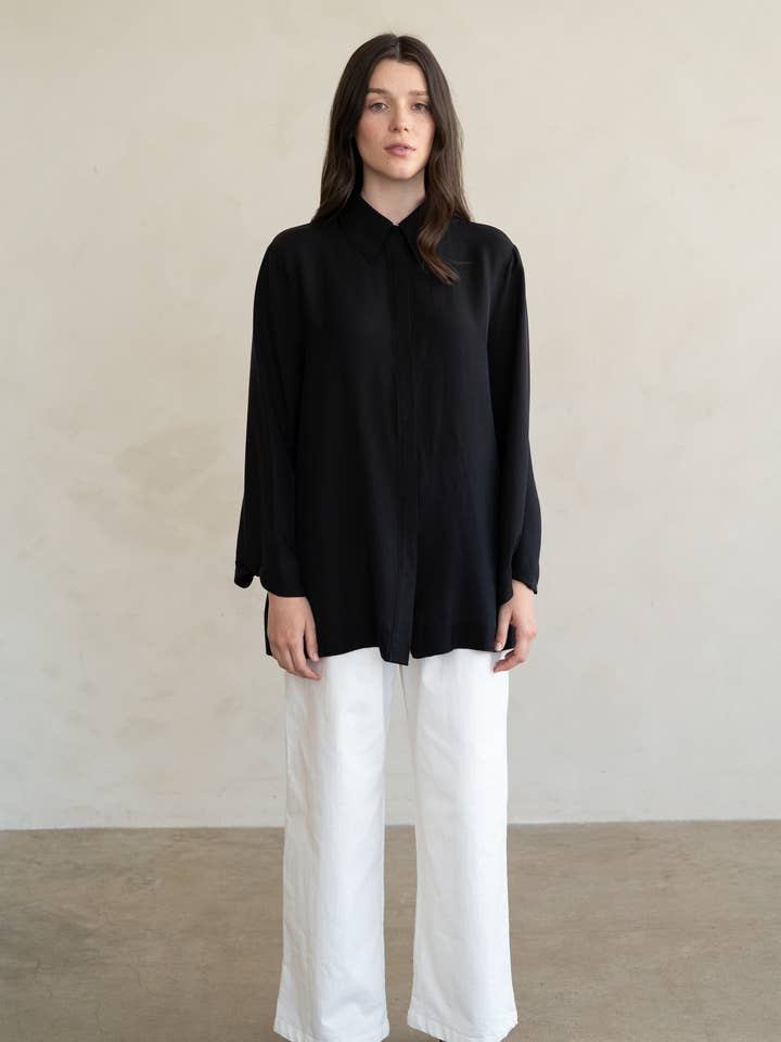 FLUID FORM OVERSIZED BLOUSE for wholesale by ELLE GREY