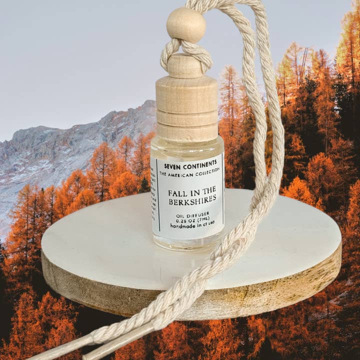 Seven Continents - Wholesale Car Freshener - Unisex - berkshires cedar fall hanging car diffuser, air freshener