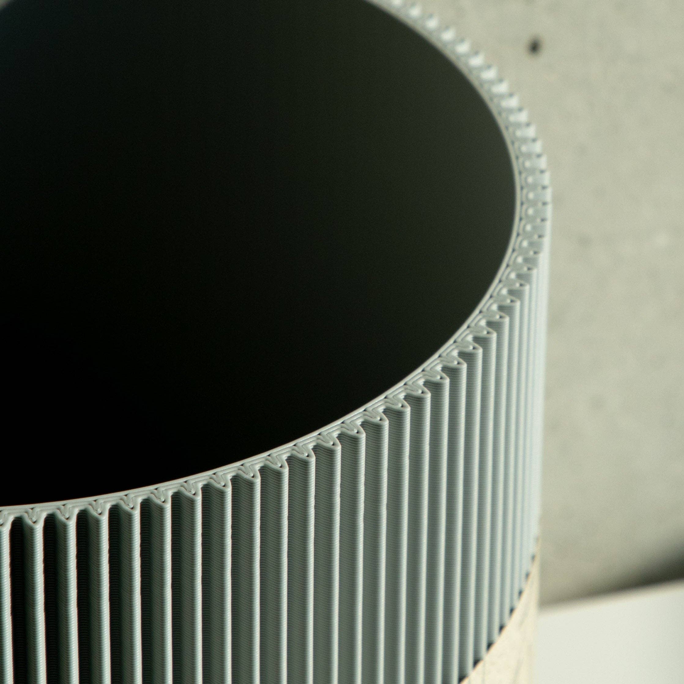 dennismaass. - Wholesale Plant Pot - GERADE - TOPF11