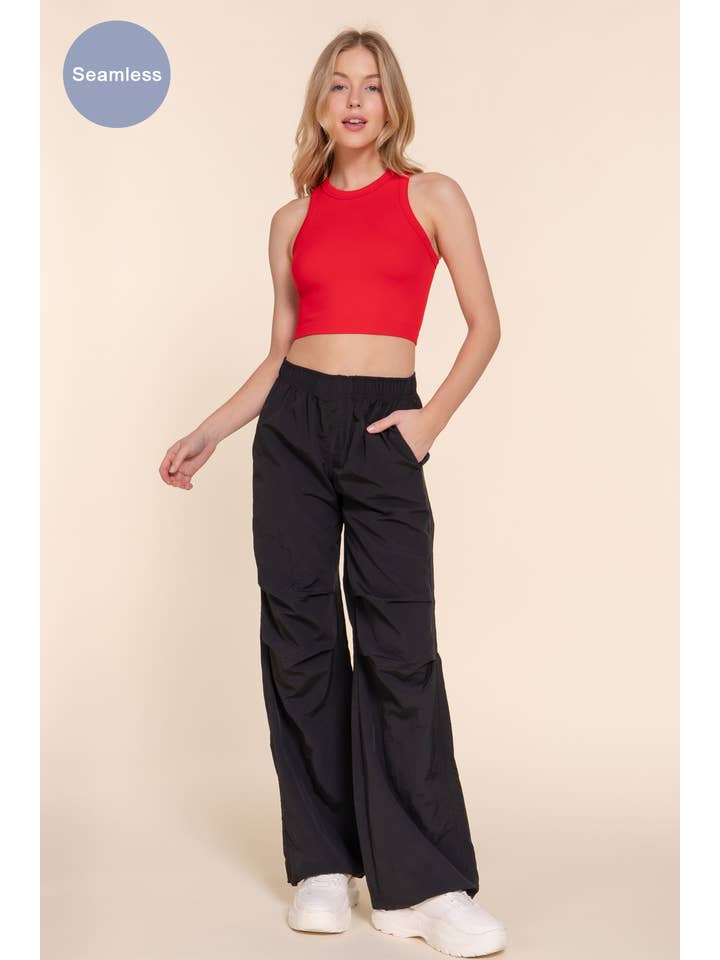 Active Basic | Active USA – Großhandel Strickoberteil – Damen – Ärmelloses, nahtloses Ripptop mit Rundhalsausschnitt25