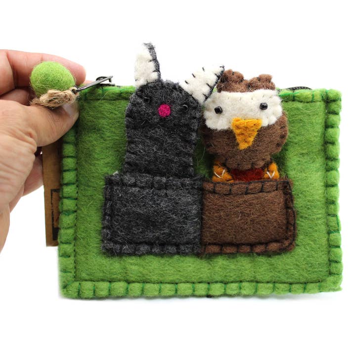 Pouch with Finger Puppets - Owl & Pussycat for wholesale by Ancient Wisdom