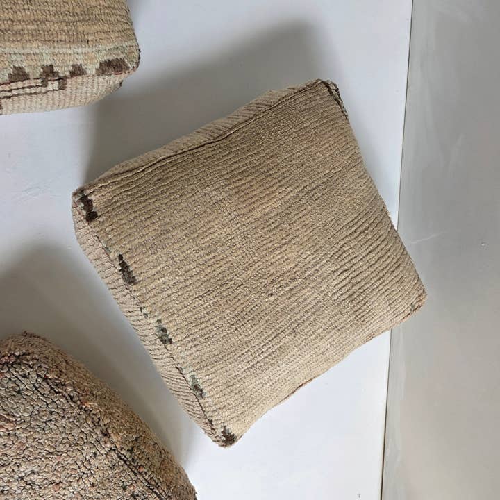 Minda - Wholesale Floor pillow - Vintage Wool Floor Cushion | Neutrals8