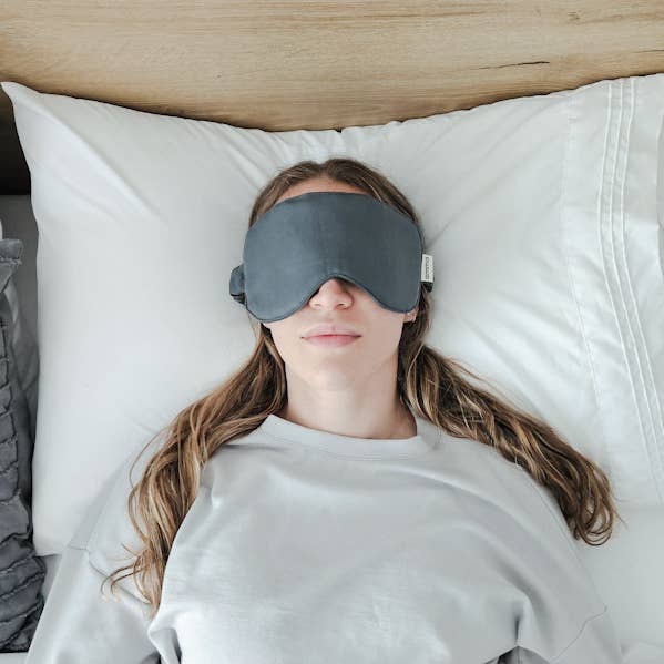 Tencel sleep mask (100% natural and vegan materials) Grey for wholesale by Amma Thérapie