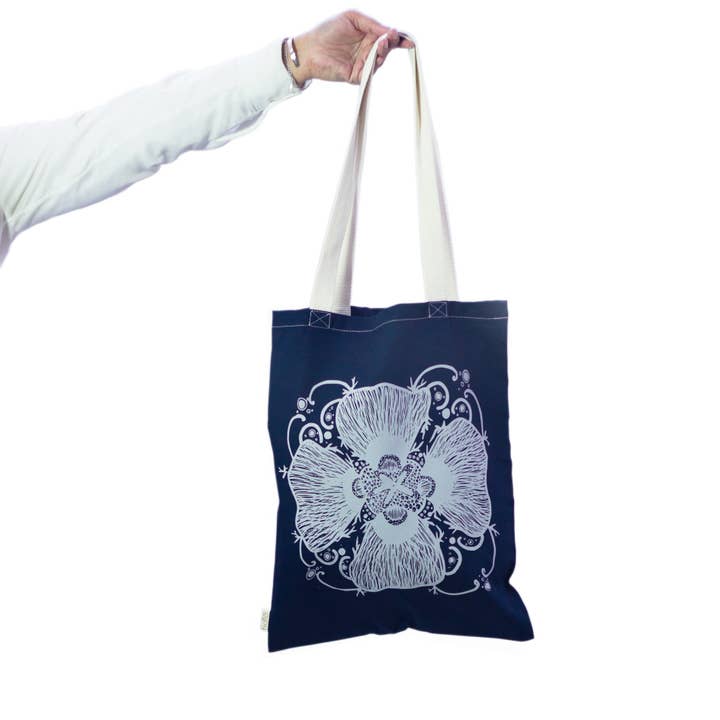 Halo Shopper Bag Starfish | Anushka Davids for wholesale by Halo Dish Covers