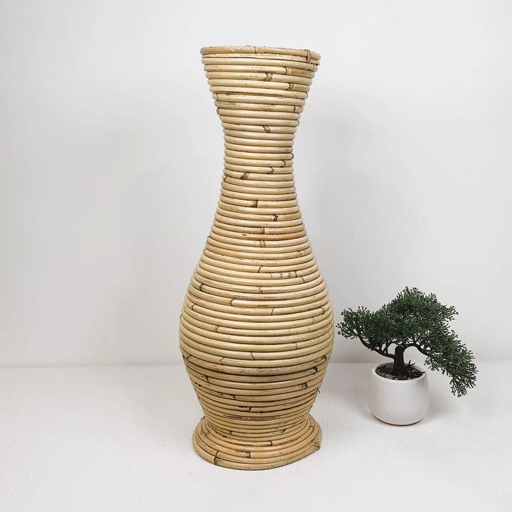 VASE DE SOL EN ROTIN, Vase Fait Main, Vase en Osier, Vase en Bois Naturel, Grand Vase de Sol pour la vente par baligood
