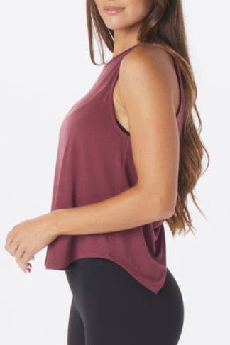 Rosa Clothing - Wholesale Tank Top - Women's - athletic workout tee Sports top Split Back Muscle Tank1