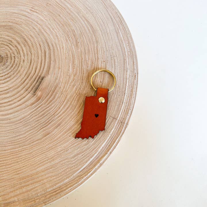 Left Grain - Wholesale Keychain - Unisex - Indiana Keychain with Heart in the Middle