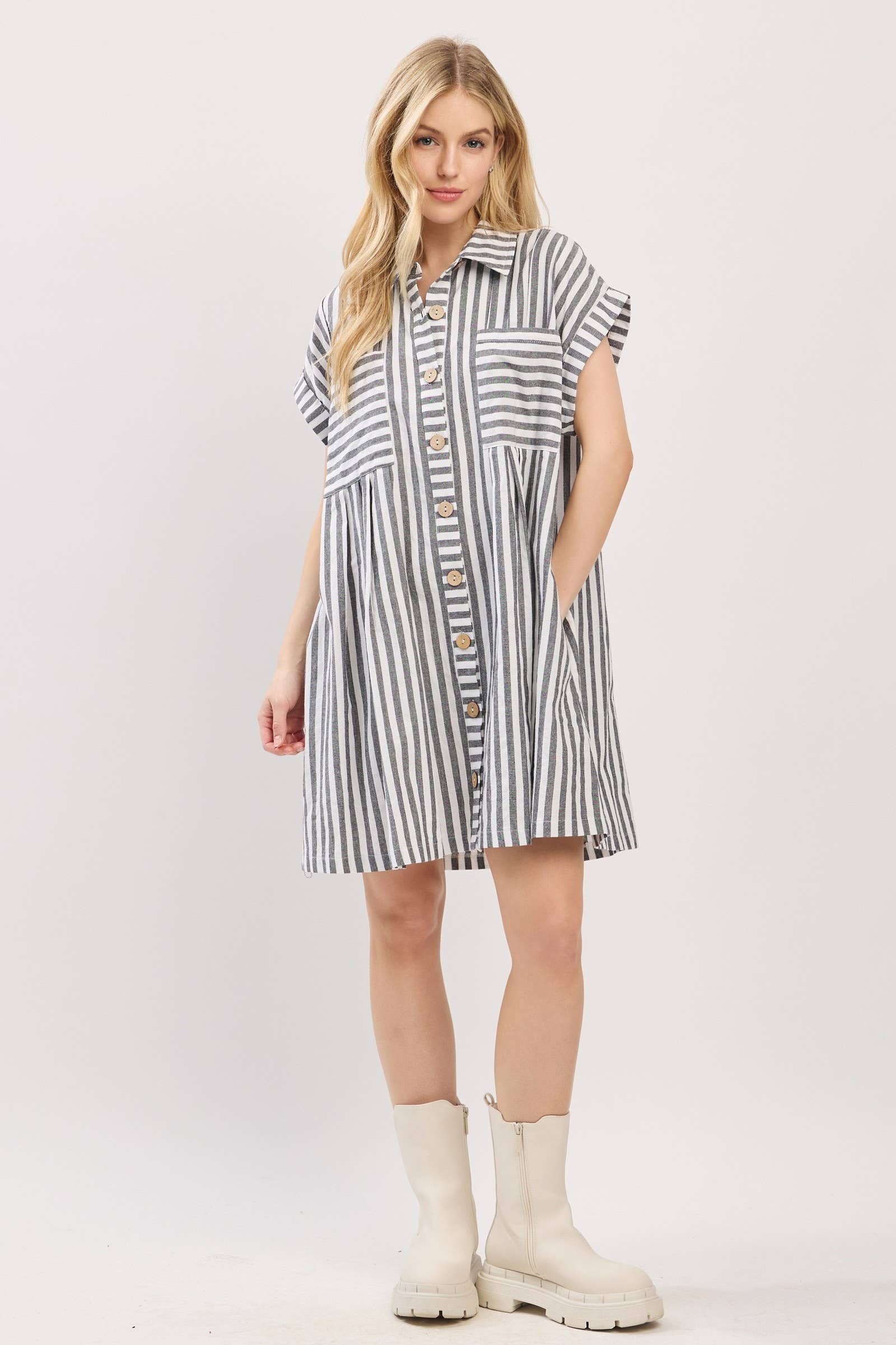 Sewn and Seen - Vente Robe – femme - ROBE TUNIQUE À RAYURES EN COTON AVEC BOUTONS30