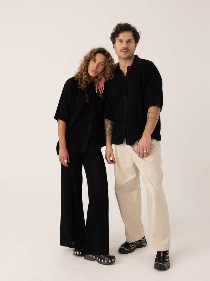 Sutemos: Black Cotton Shirt for wholesale on Faire