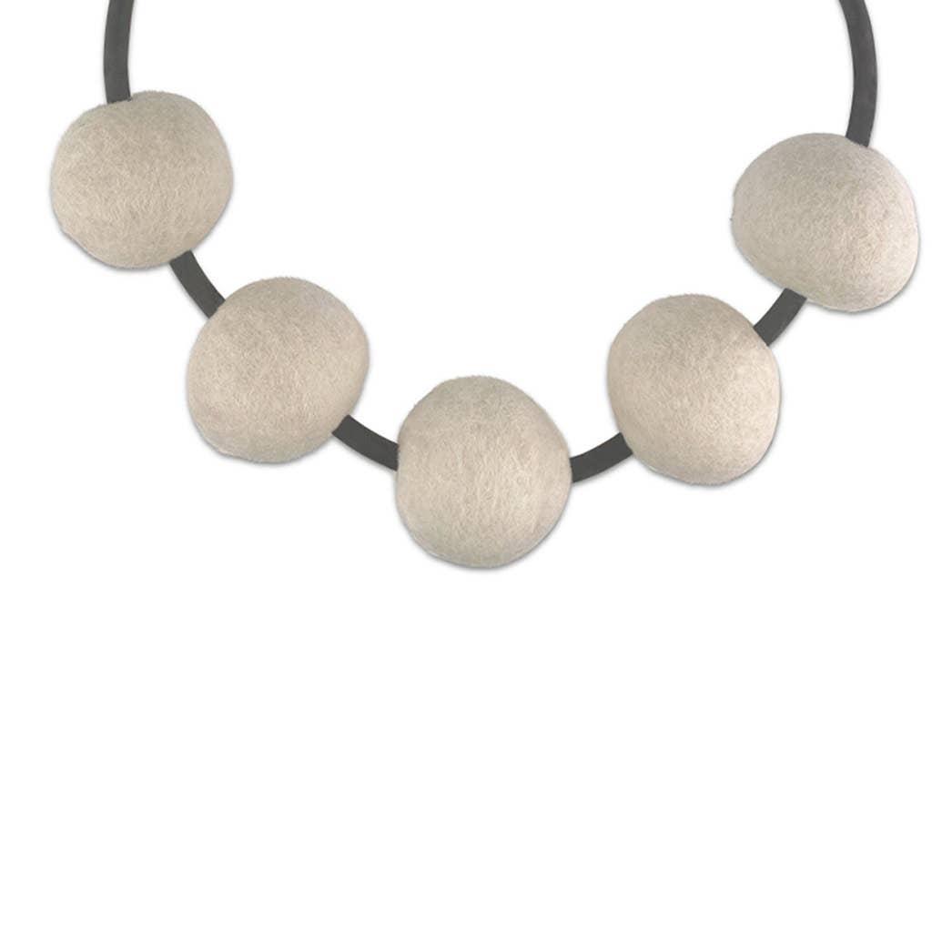 Frank Ideas – wholesale Bib necklace – FELT, bold color, fashion statement necklace CHUNKY 511