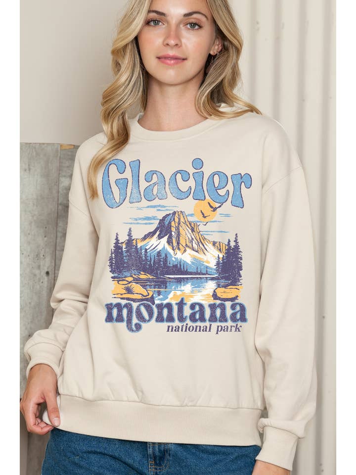 Chandail à col rond du parc national du Glacier Montana pour la vente par BouTeeQue Closet