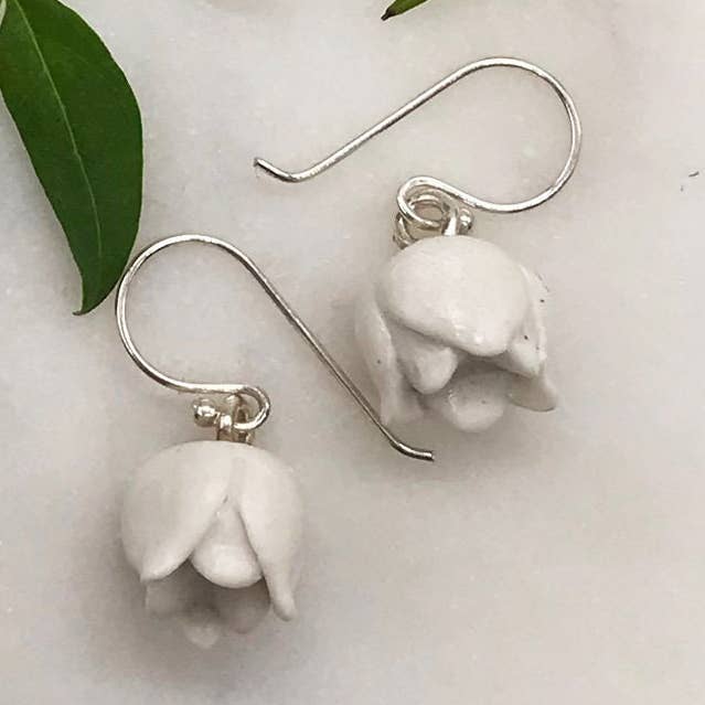 Pendientes de porcelana de lirio de los valles/Pendientes colgantes/ para venta al por mayor de Hop Skip & Flutter