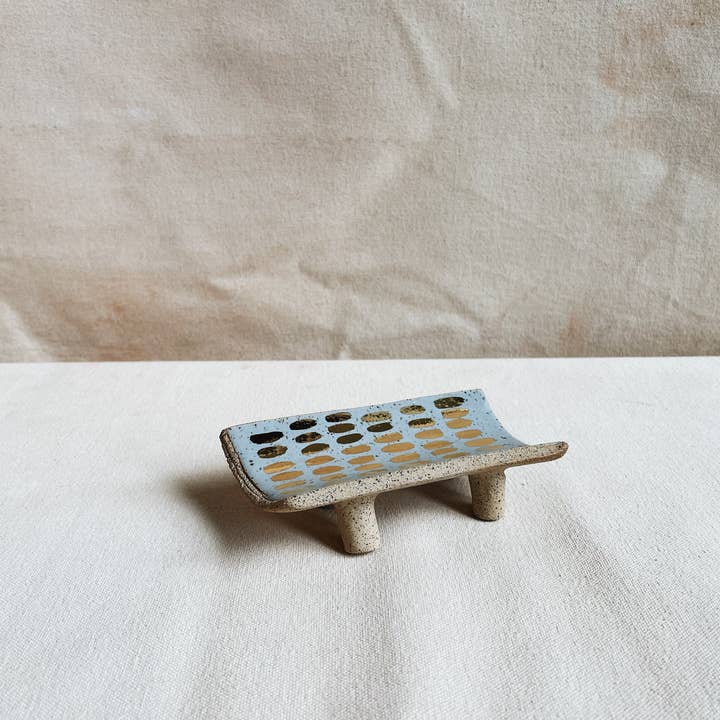 Plateau d'encens gris et or moucheté pour la vente par The Object Enthusiast